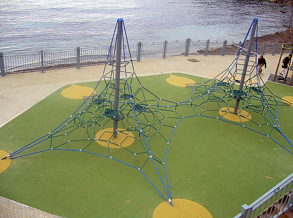 Playground Equipment :: Commercial Structures :: Net Climbers