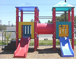 Sturdy Fort Delaware playground equipment structure.