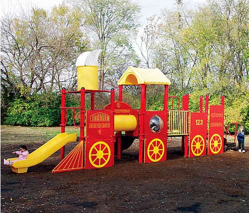 themeplaystructures_train-min