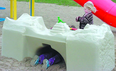 Playground Equipment - Adventure Table